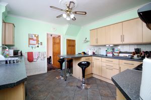 Kitchen- click for photo gallery